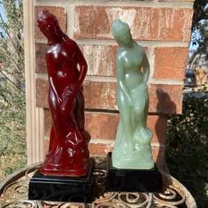 🌸SOLD🌸 Plastic Roman Women Statues